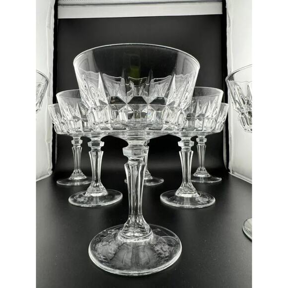 Vintage Clear Glass Stemmed Dessert Cups - Set of 8 - Picture 4 of 4